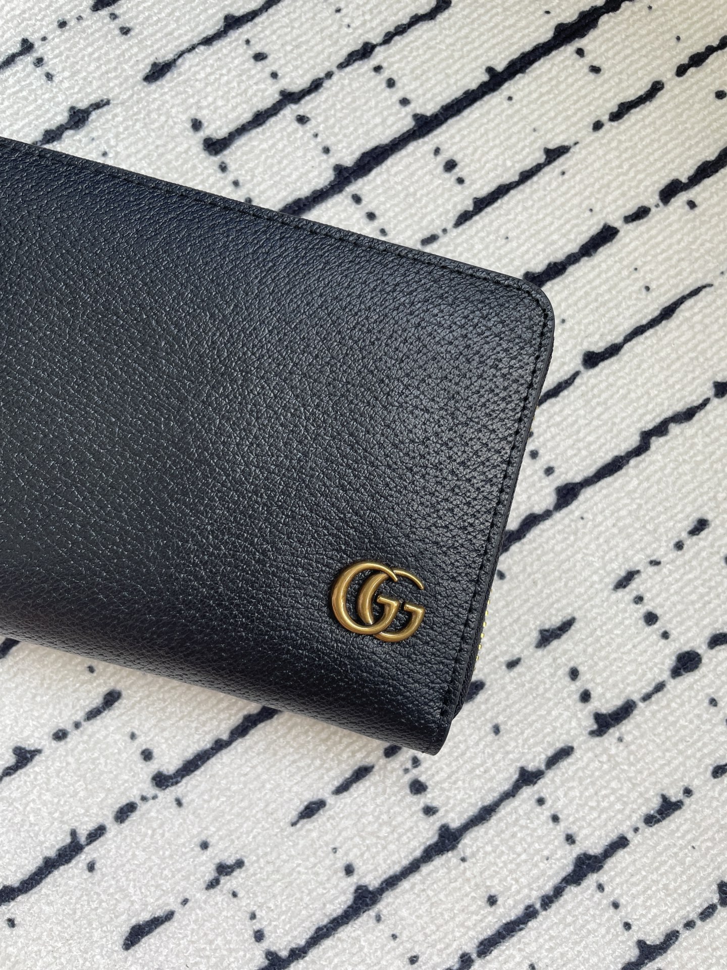 GUCCI 新作財布です 10 zm 95519