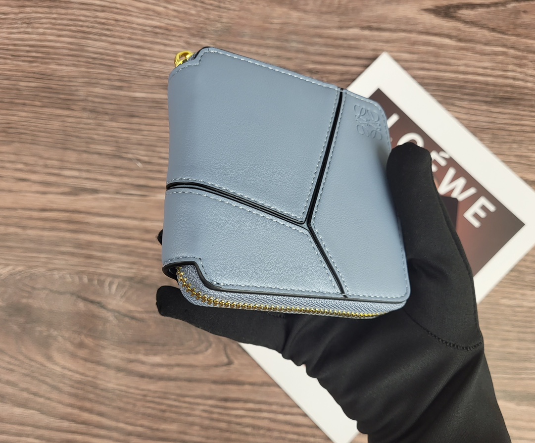 LOEWE 財布 2 zm 94920