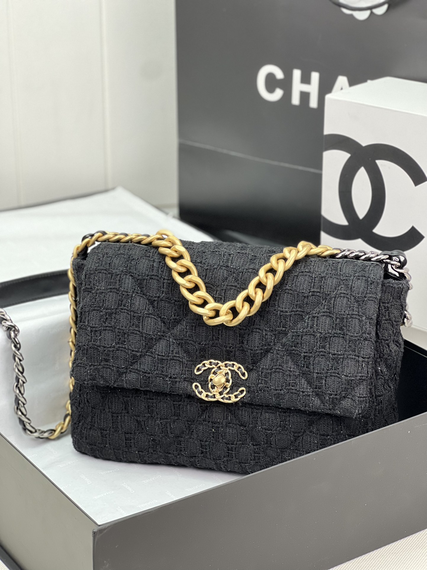 CHANEL 19 LARGE HANDBAG AS1161