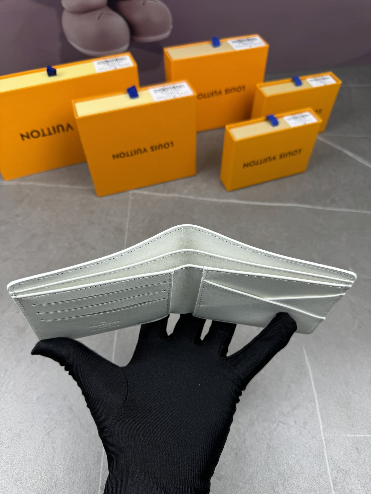 LV Louis Vuitton 新作財布です 25 zm 95521