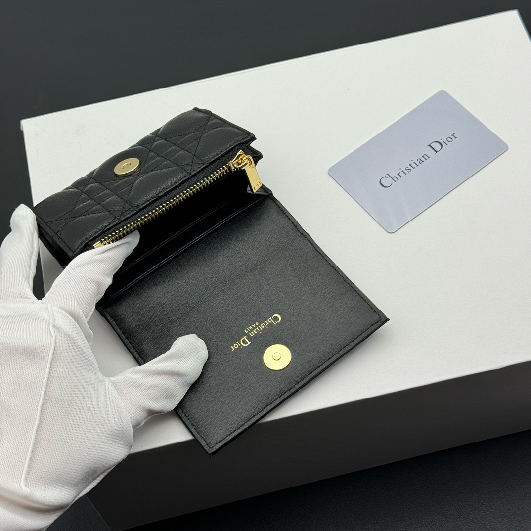 Dior 羊の皮の財布 zm 94920
