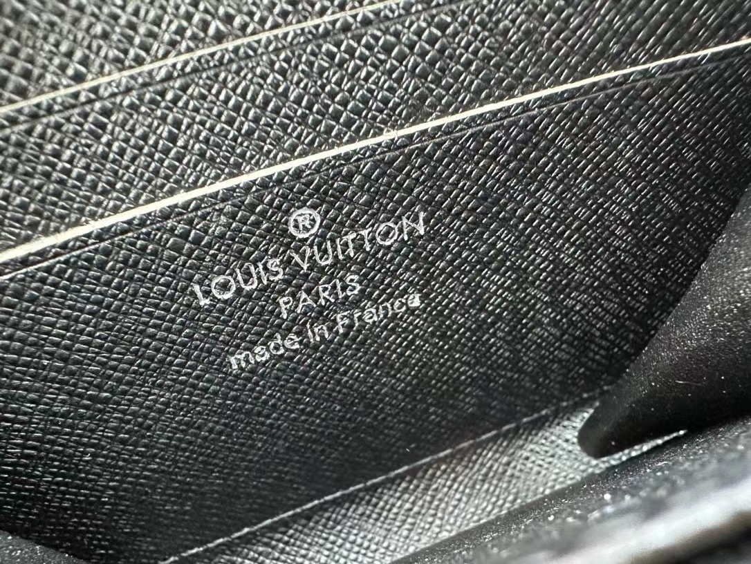 ルイビトン小銭入れ M2009