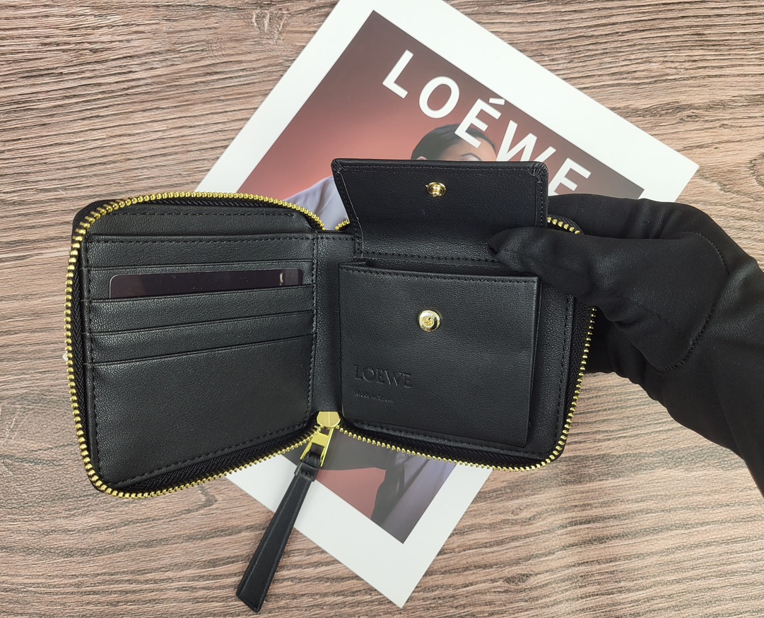 LOEWE 財布 zm 94920