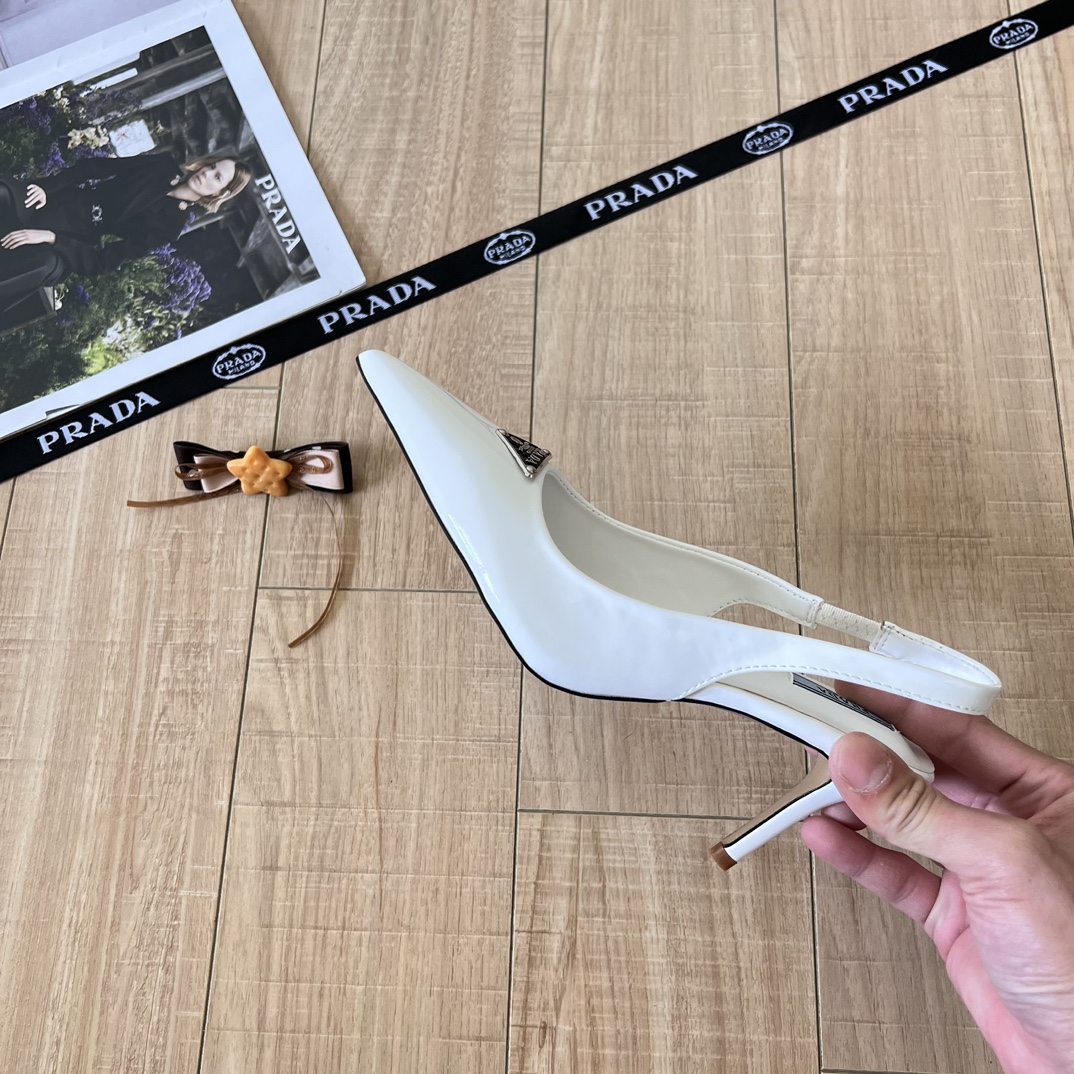 Prada 最新ランウェイモデルハイヒール 01zm 95759
