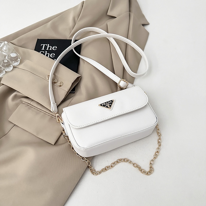 Prada パッケージ zm