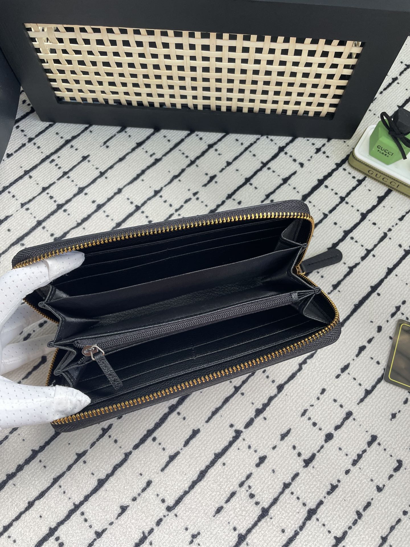 GUCCI 新作財布です 5 zm 95519