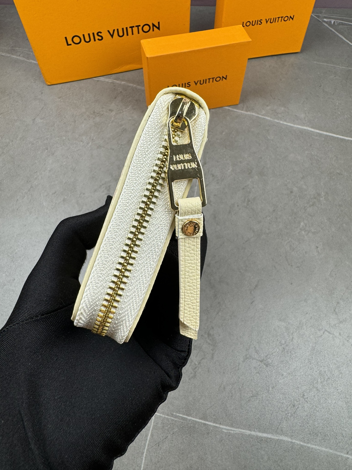 LV Louis Vuitton 新作財布です 3 zm 95518