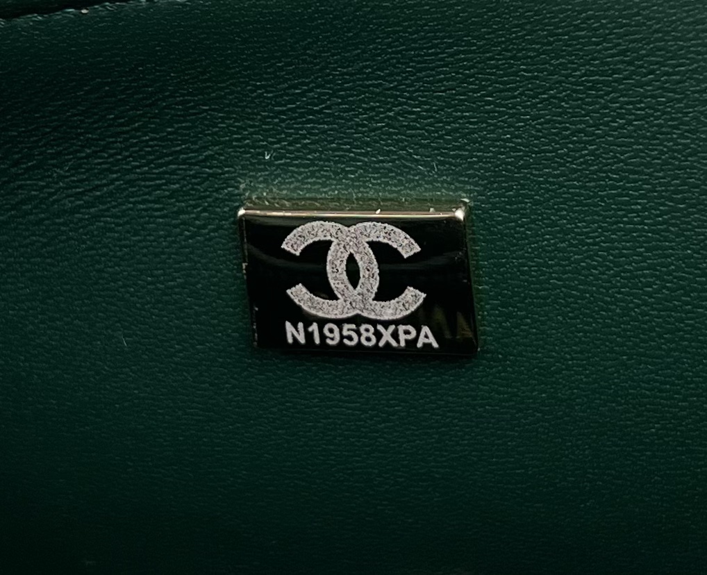 Chanel MINI CLASSIC FLAP BAG 1116