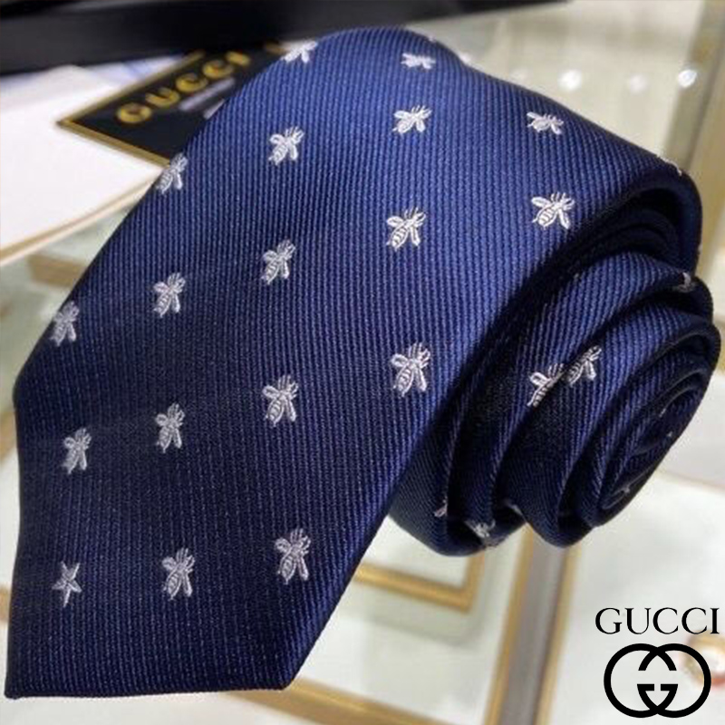 GUCCI ビジネススーツネクタイ24 SS94496