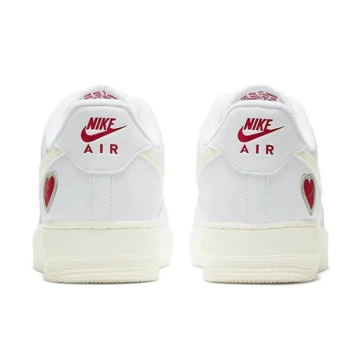 【送料無料】【代金引換】NIKE AIR FORCE 1 