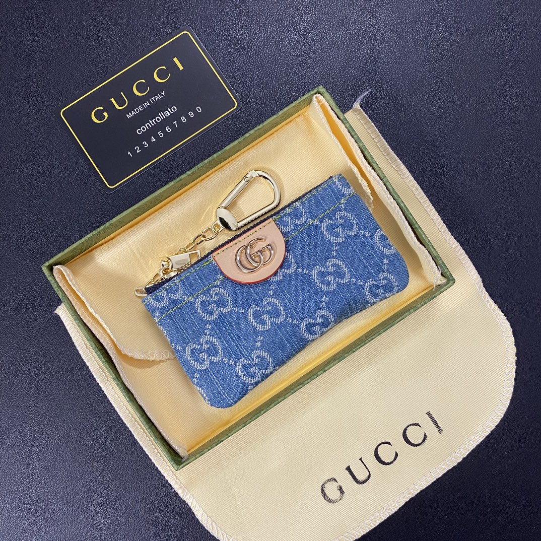 GUCCI 小銭入れ に飾りを付ける zm 94914
