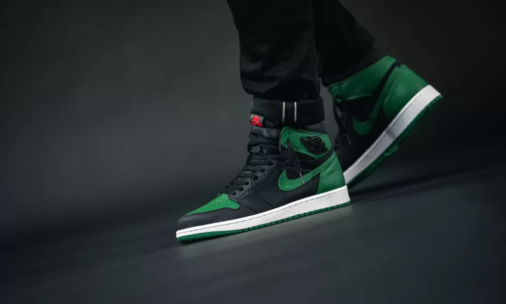 NIKE ナイキ AIR JORDAN 1 RETRO HIGH OG 'PINE GREEN 2.0' エア ジョーダン ワン レトロ ハイ オージー 