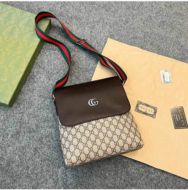 GUCCIメンズクロスボディバッグ 22 al 93807