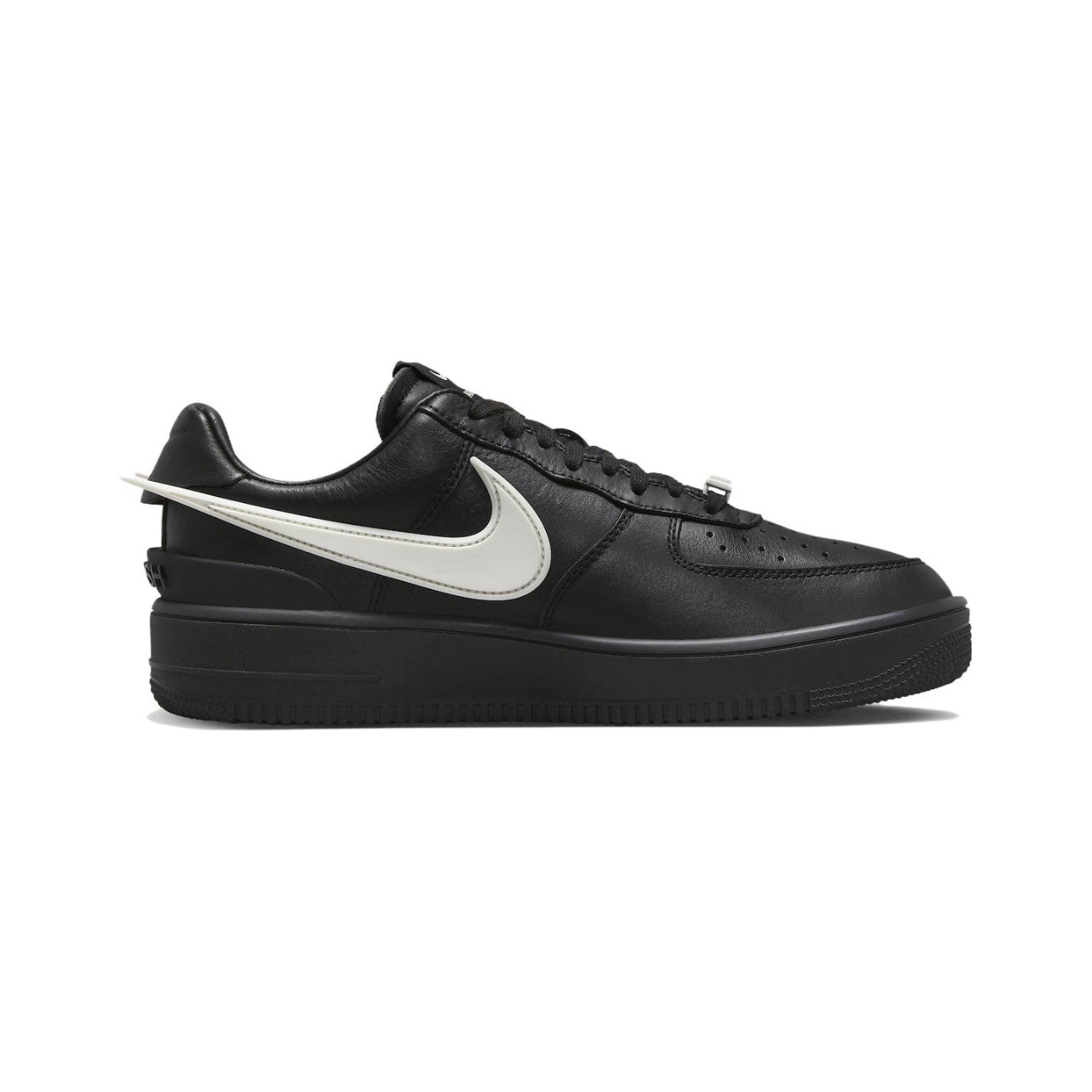【新商品発売】【今年の新商品】Nike x Ambush Air Force 1 Low 