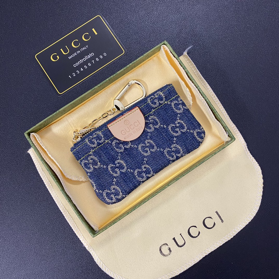 GUCCI 小銭入れ に飾りを付ける zm 94914