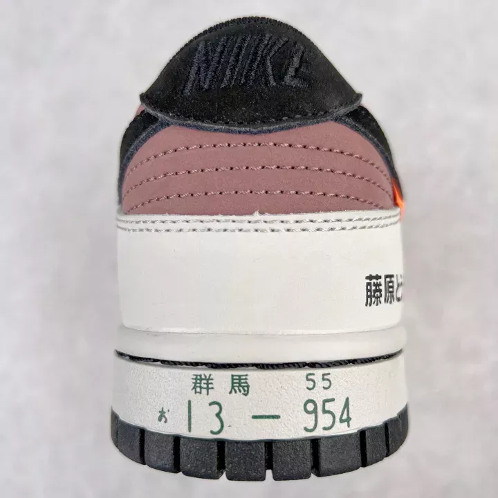 ★NIKE★送関込★激レア確定！世界が欲しがるプレミアムな逸足? 【今年の新商品】【新商品発売】頭文字D×NIKE Low Dunks