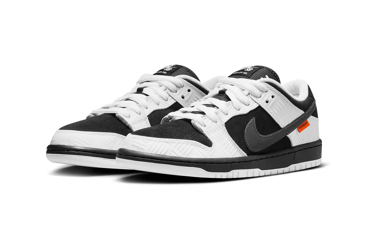 TIGHTBOOTH × Nike SB Dunk Low 