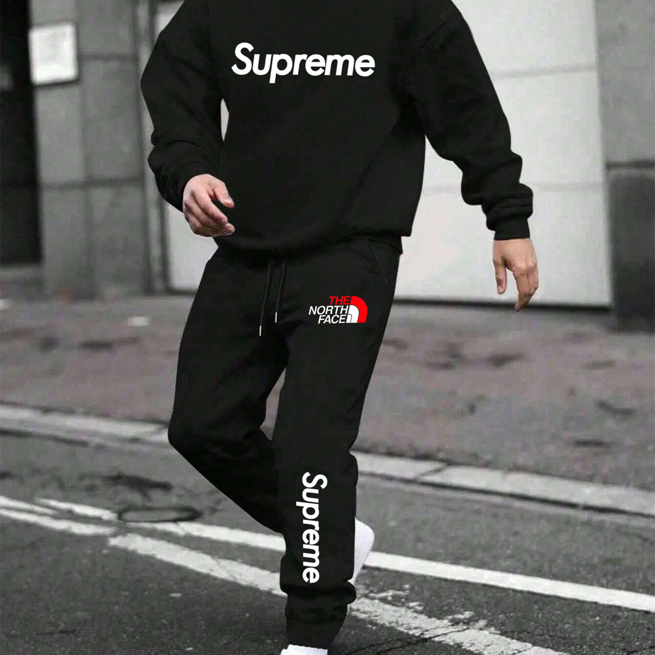 【 Supreme x The North Face 】Q版五檔羅飛時尚連名衛衣スーツ