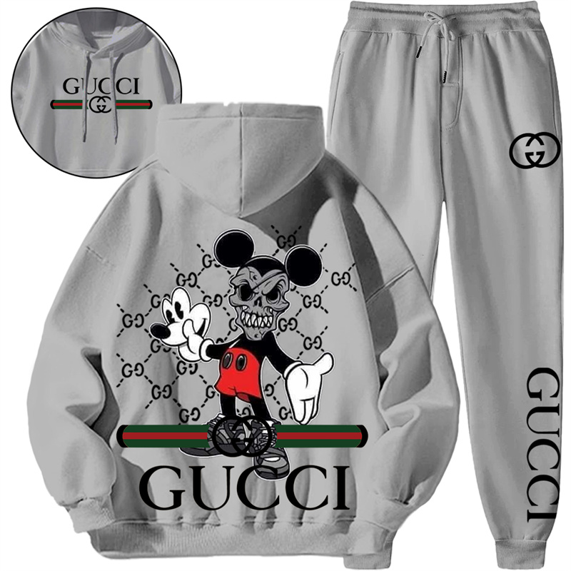 【 GUCCI 】MICKEY 髑髏のキャラクターですパーカーのスーツです