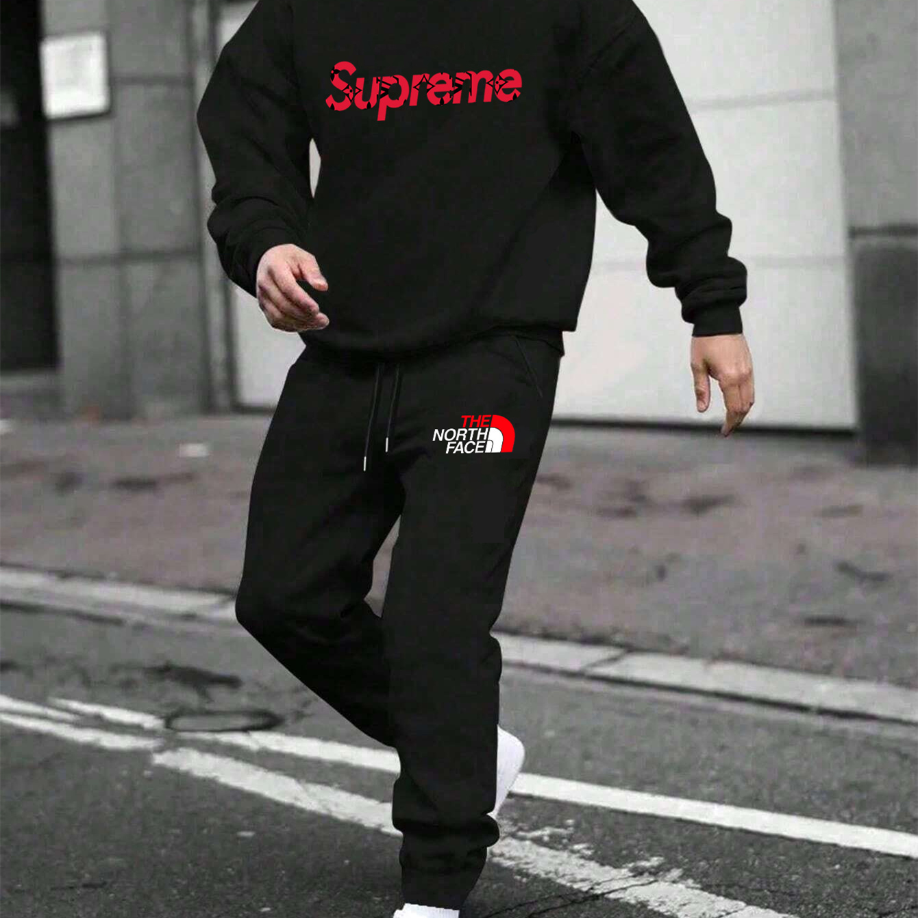 【 Supreme x The North 】箇性的なデザインのブランドの衛衣のスーツです