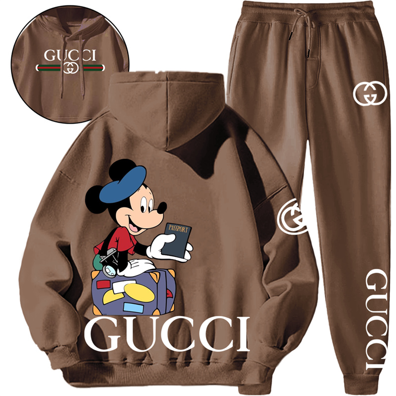 【GUCCI】MICKEY 旅のキャラクターですパーカーのスーツです