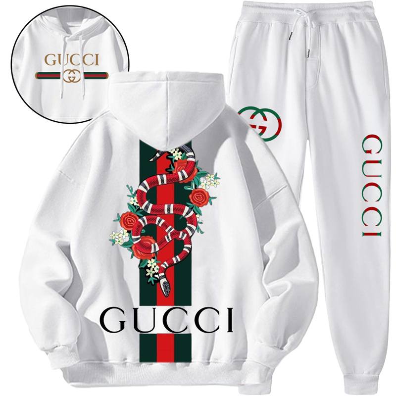 【 Gucci 】デザインがおしゃれなパーカーのセットです