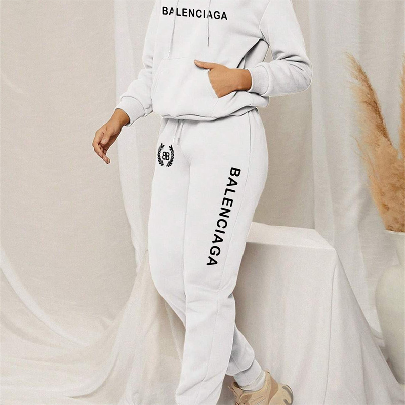 【 Balenciaga 】かわいい子猫ファッション連名パーカーセットです