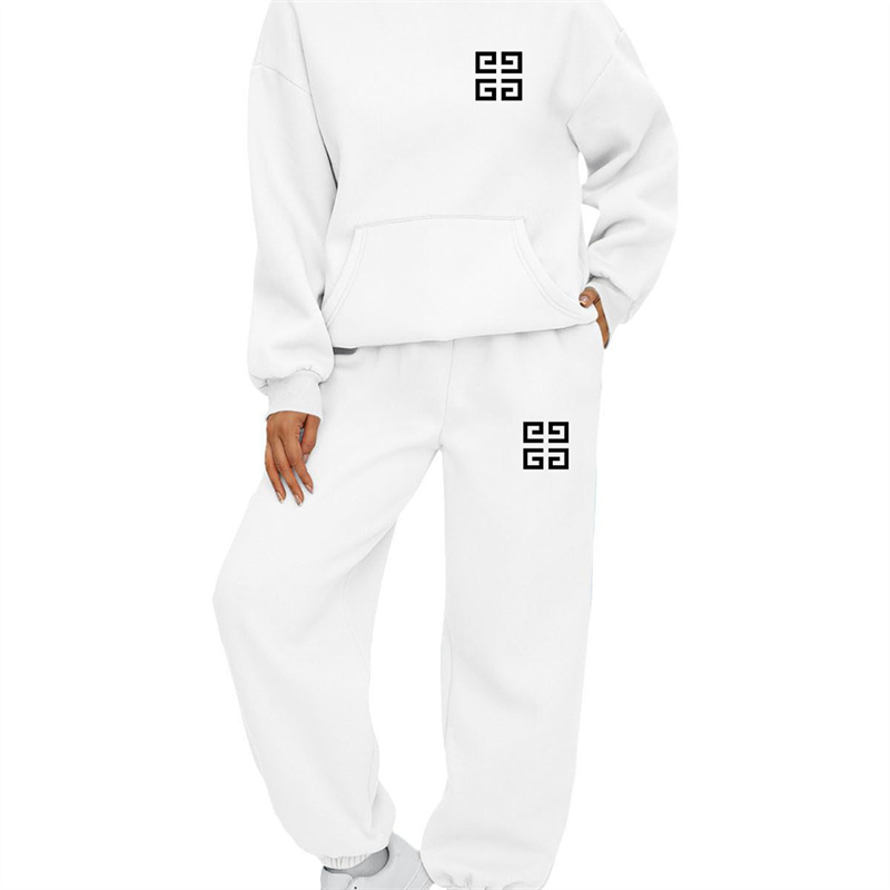 【 Givenchy 】かわいいデザインの猫連名ファッションパーカーのセットです