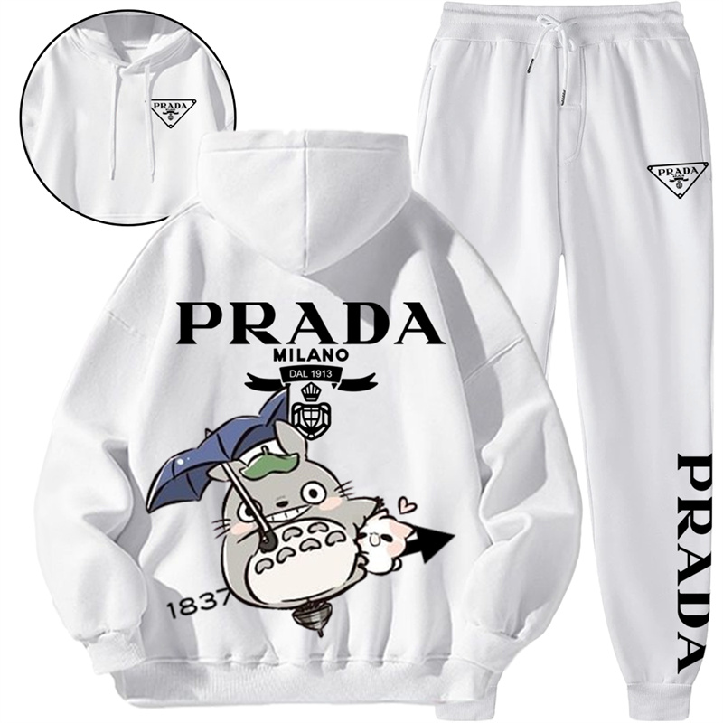 【 PRADA 】TOTOROシンプルな傘子猫ですパーカーのスーツです