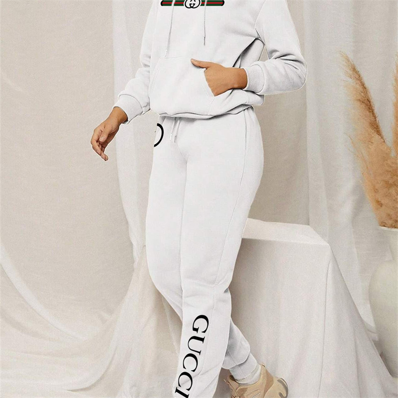 【 GUCCI 】仮装したしもべ妖精パーカーのスーツです