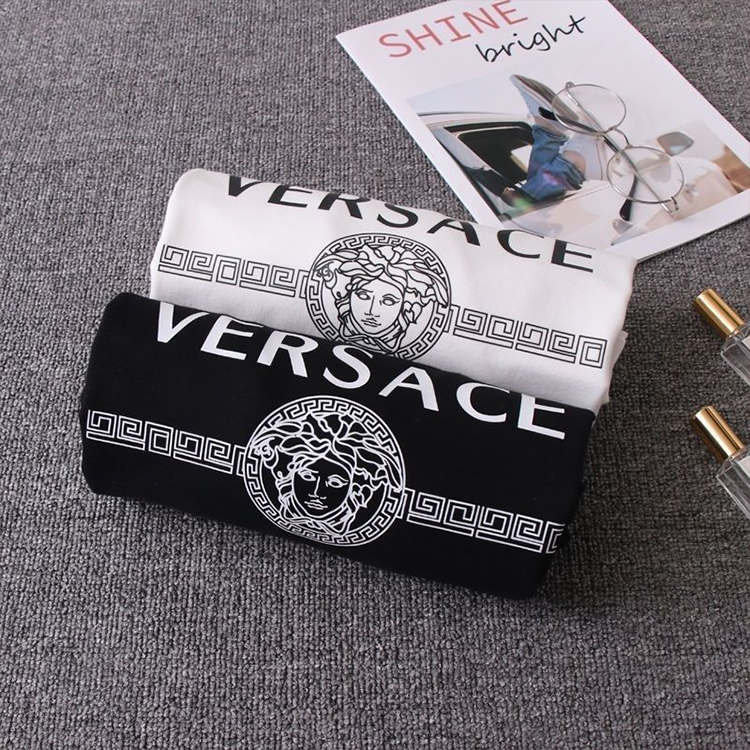 Versace長袖のパーカー SS96917
