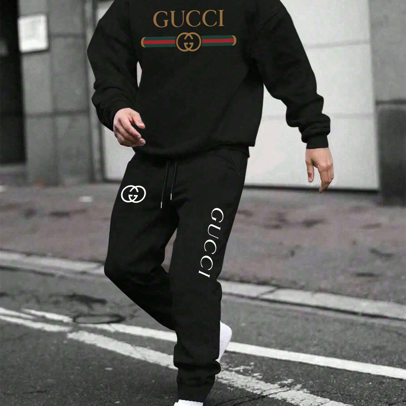 【 Gucci 】ウサギとヘビの友達のファッションパーカーのセットです