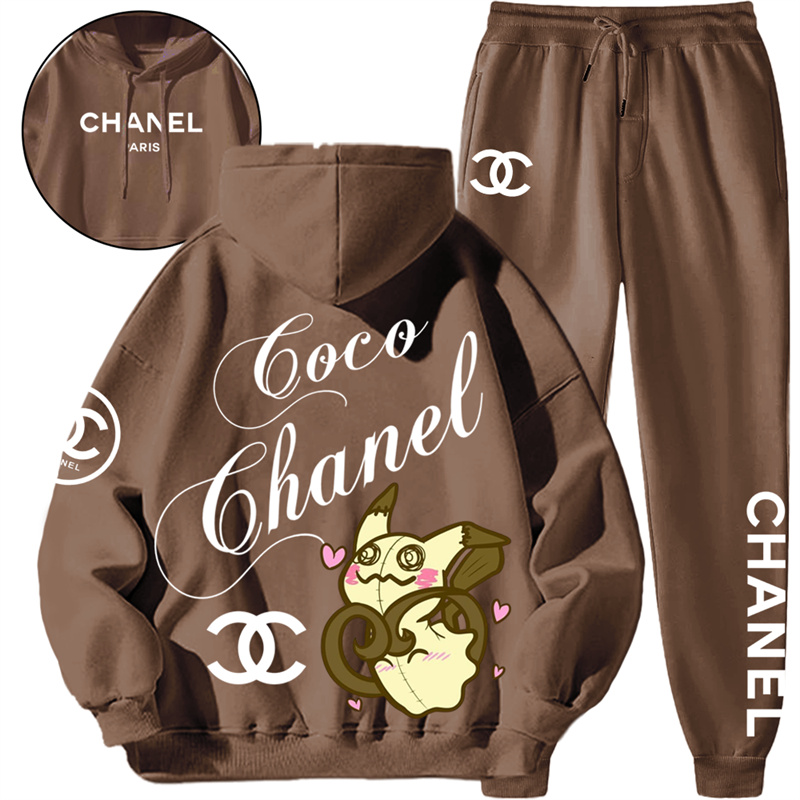 【 CHANEL 】かわいいポケモンが人気のおしゃれなデザインですパーカーのスーツです