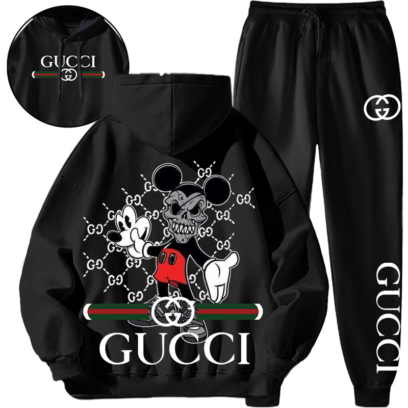 【 GUCCI 】MICKEY 髑髏のキャラクターですパーカーのスーツです