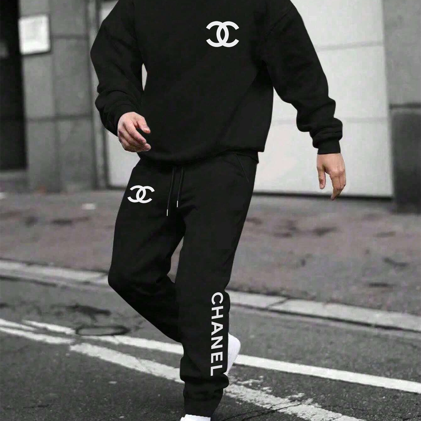 【 Chanel】ファッション大手IP連名デザイン衛衣スーツです