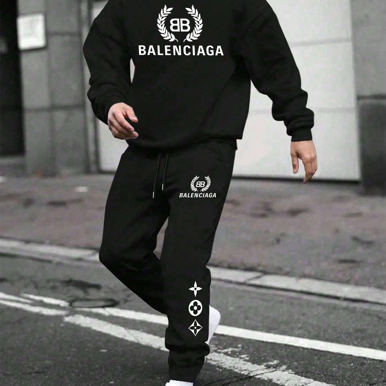【 Balenciaga】【2本目は半額の4990円で販売します】箇性的なデザインのブランドの衛衣のスーツです