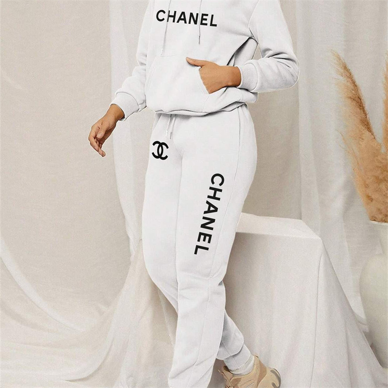 【 Chanel 海外ブランド直営店 】人気予言アニメ連名人気パーカーセットです