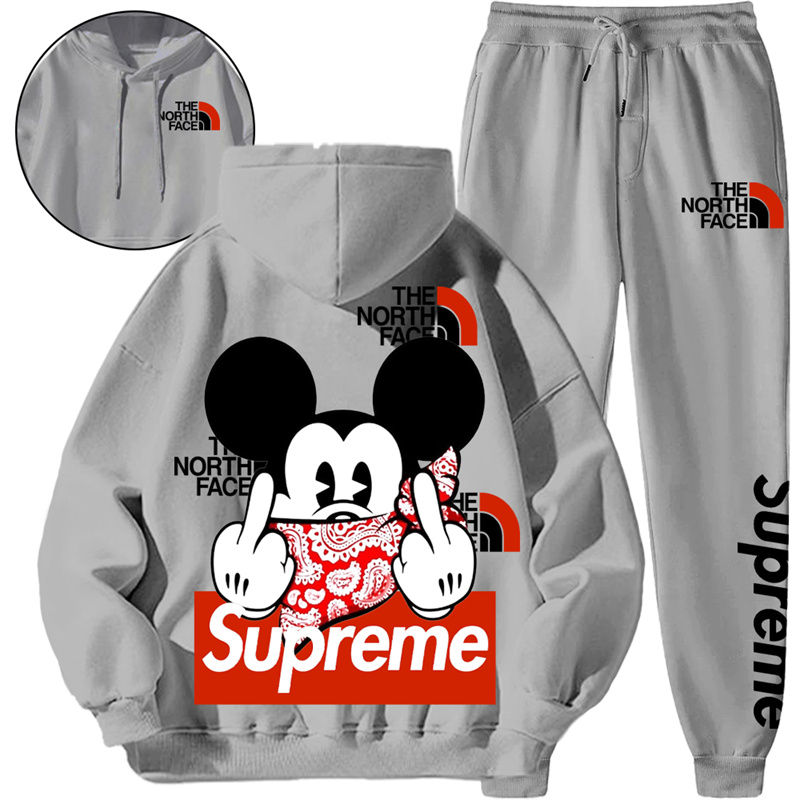 【THE NORTH FACE & SUPREME】MICKEY 高街ファッションキャラクターですパーカーのスーツです