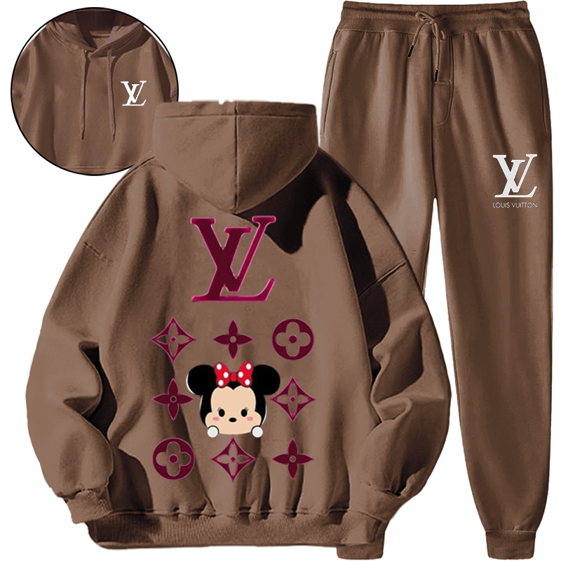 【 Louis Vuitton Malletier 】シンプルでスタイリッシュなデザインのパーカーセットです