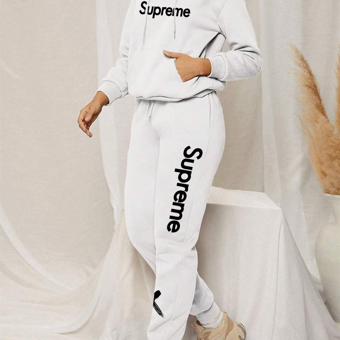 【 Supreme 】かっこいいデザインのファッションのパーカーのスーツです