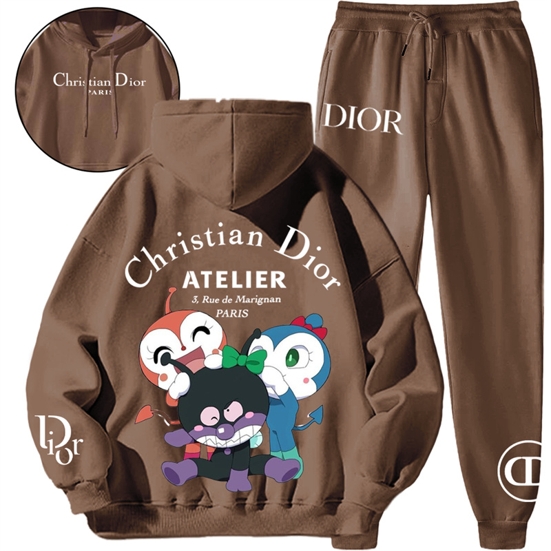 【 DIOR 】かわいいデザインの定番ですパーカーのスーツです