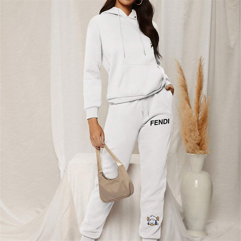【 Fendi 】かわいい転んだアヒルちゃんのおしゃれパーカーパーカースーツです