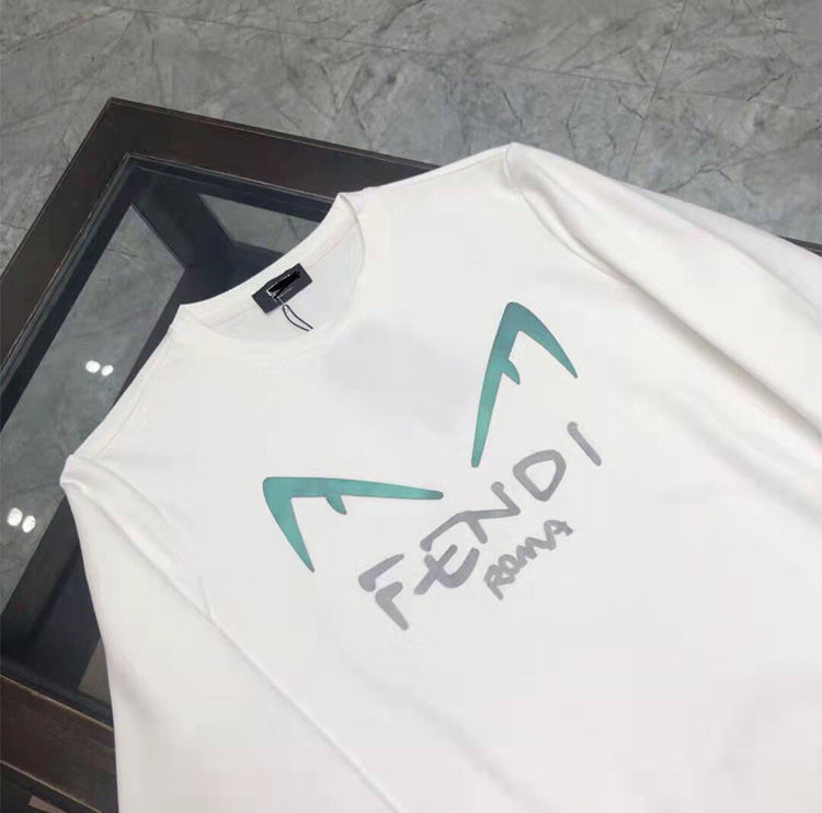 【FENDI 公式旗艦店】（フェンディ）男女兼用、ご好評に付き再入荷！！
