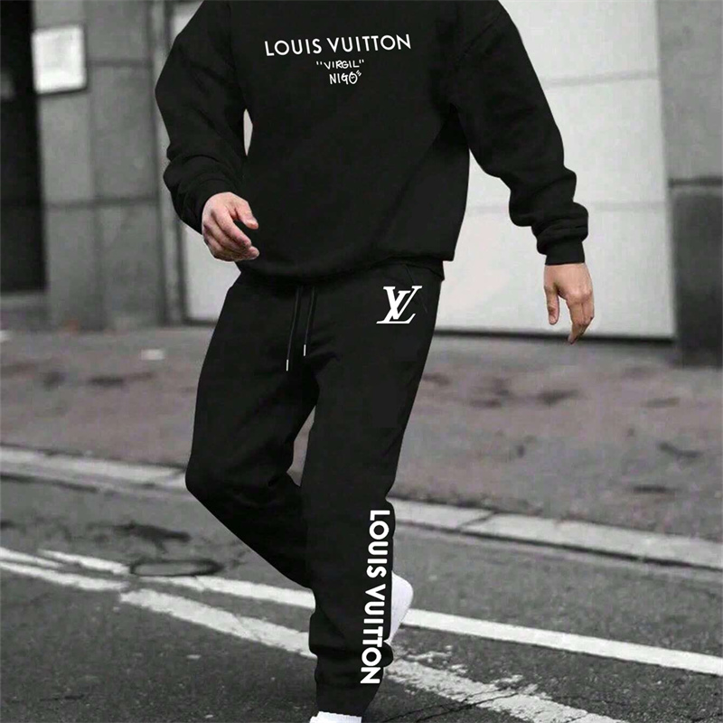 【 LOUIS VUITTON 】TOTOR 人気のかわいい猫ですパーカーのスーツです