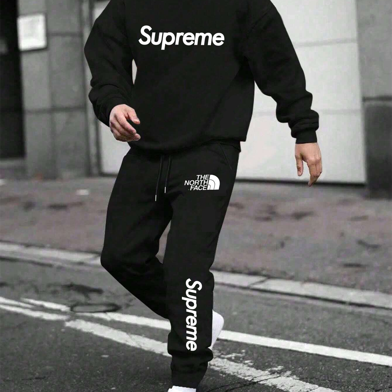 【 Supreme x The North Face 】超人気ファッション連名戦没キャラクターパーカーセット