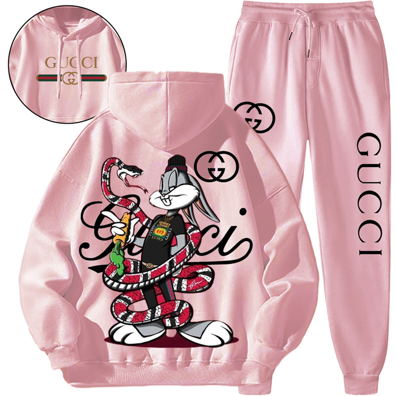 【 Gucci 】ウサギとヘビの友達のファッションパーカーのセットです