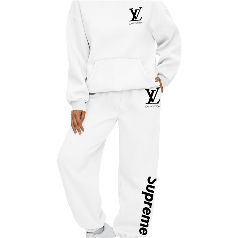【LOUIS VUITTON & SUPREME】グラフィティアート風のぬいぐるみキャラクターですパーカーのスーツです