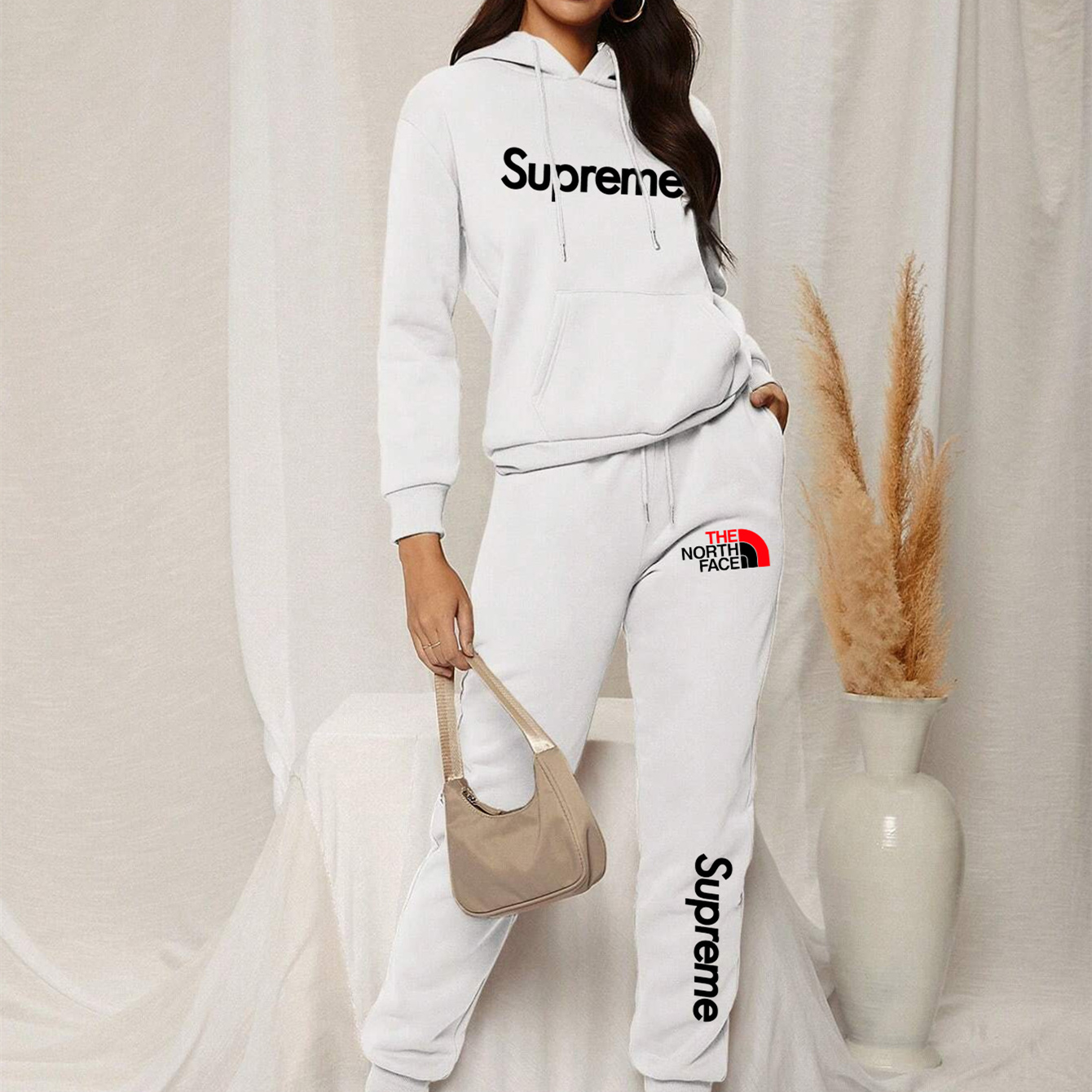 【 Supreme x The North Face 】Q版五檔羅飛時尚連名衛衣スーツ