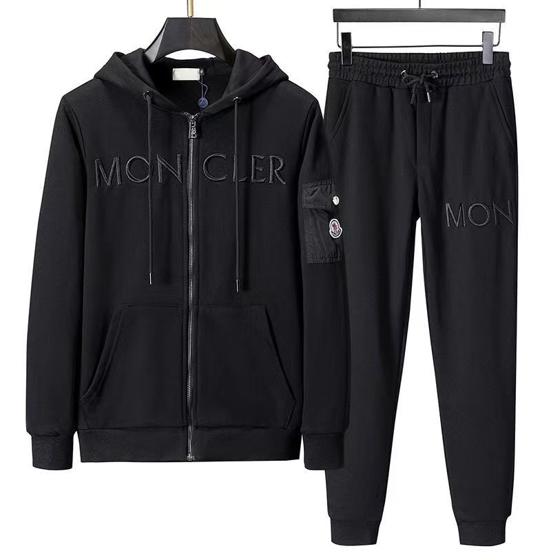Moncler　モンクレールパーカーセットアップ