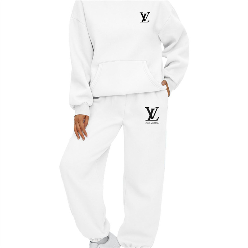 【 Louis Vuitton Malletier 】かわいいミニオンデザインのおしゃれなパーカーのセットです